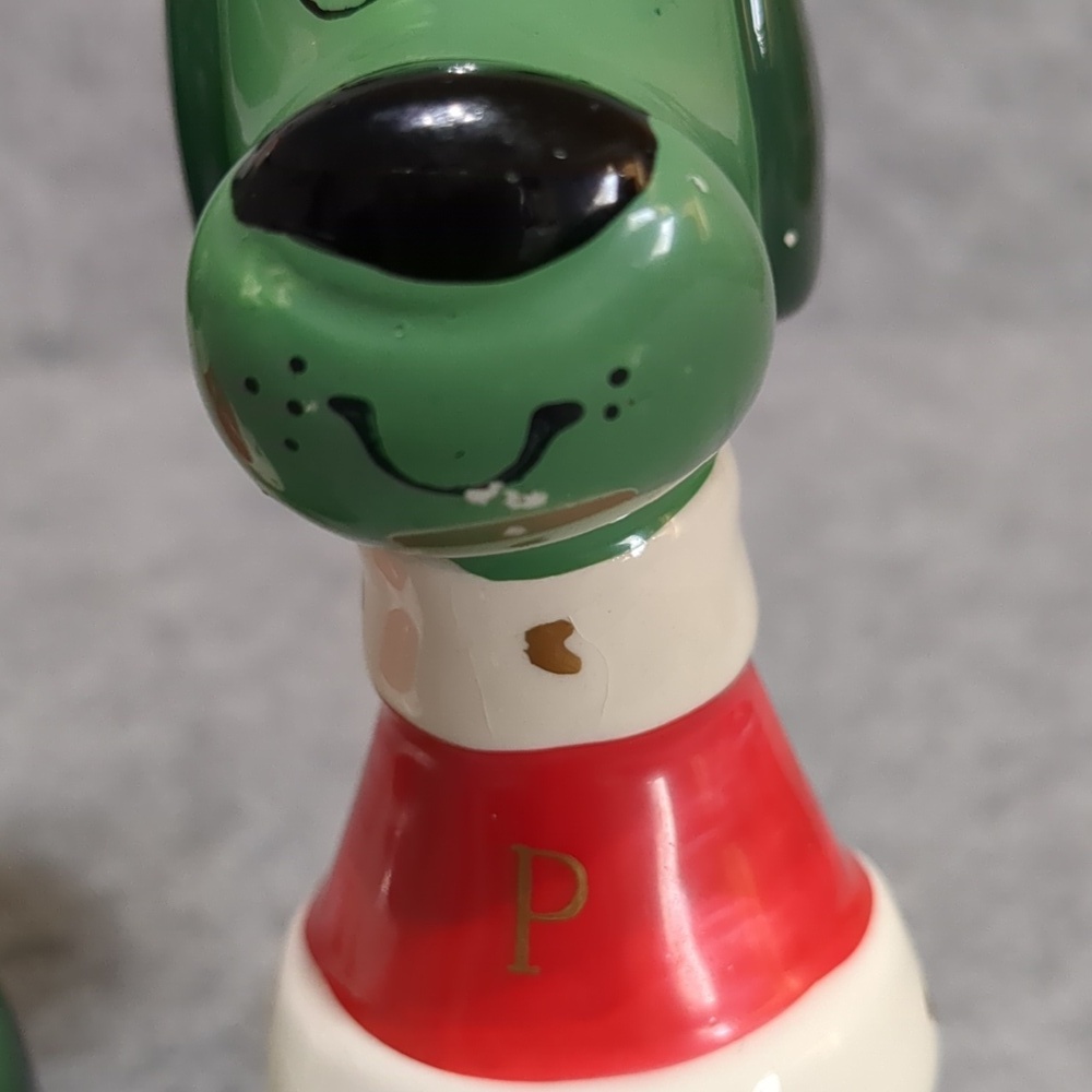 Commodore Japan Christmas Puppy Dog Hound Salt and Pepper Shakers Santa Hat - Picture 6 of 8